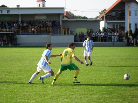 V Dechticiach chudobná remíza